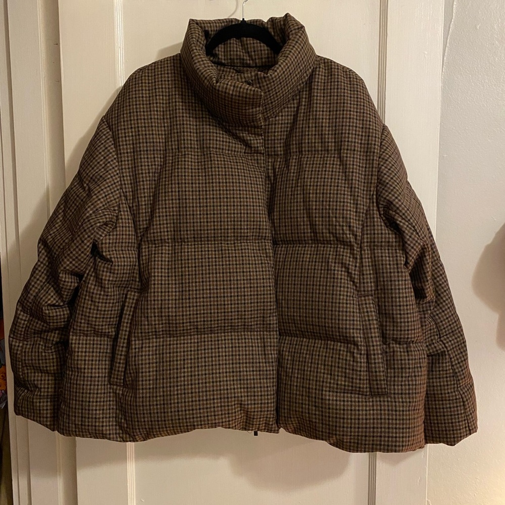 Uniqlo Check Patterned Down Puffer Jacket in Water Repellent Brown